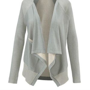 CAbi pocket cardigan size medium